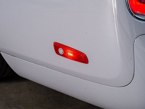 Used 2022 Rolls-Royce Phantom Sedan image 27