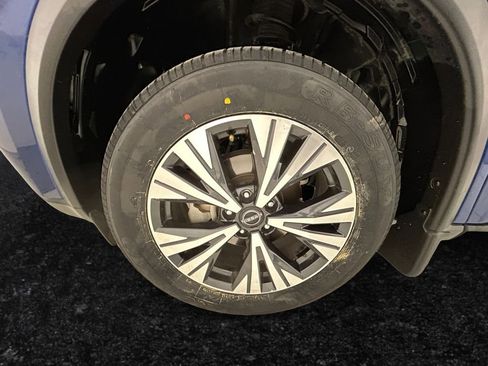 Used 2023 Nissan Rogue SV image 26