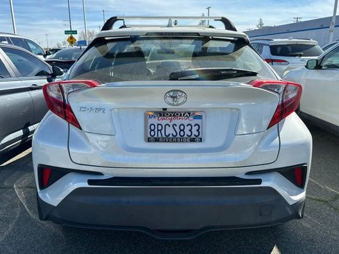 Used 2020 Toyota C-HR LE image 5