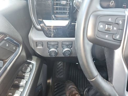 Used 2024 GMC Sierra 1500 Elevation AWD/4WD image 17