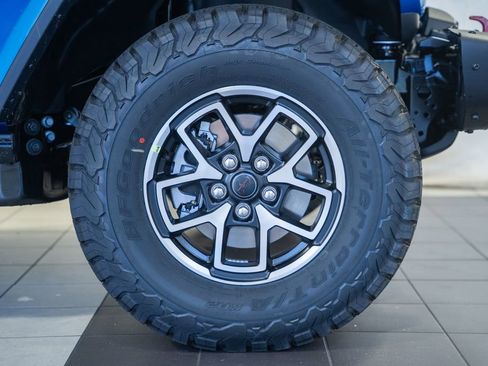 New 2026 Jeep Wrangler Unlimited Rubicon AWD/4WD image 17
