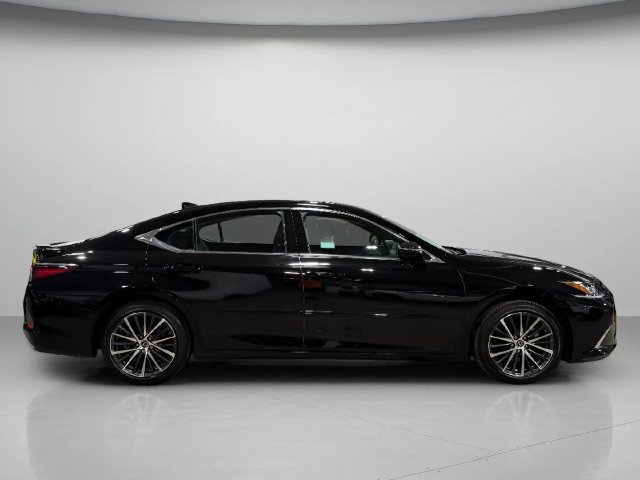 Certified 2023 Lexus ES 350 w/ Premium Package FWD image 2