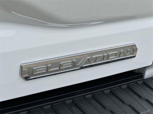 Used 2023 GMC Sierra 1500 Elevation image 31