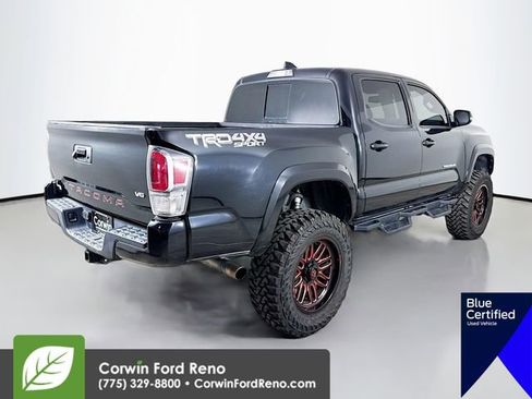 Used 2020 Toyota Tacoma TRD Sport image 9