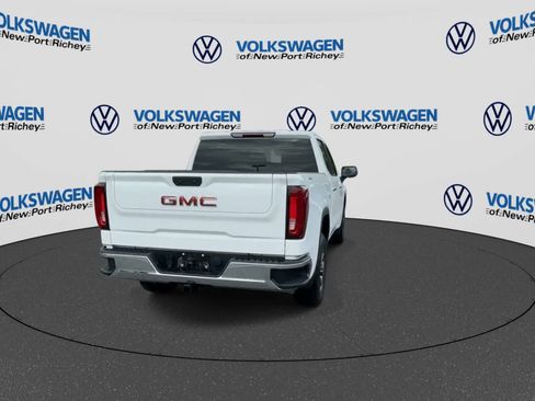 Used 2025 GMC Sierra 1500 SLT AWD/4WD image 7