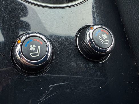 Certified 2023 Nissan Maxima SR w/ Sport Mat Group image 15