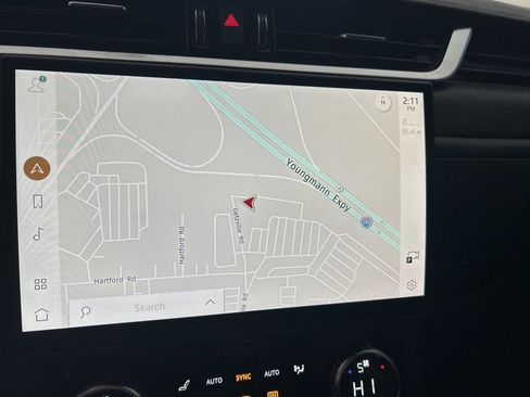 Used 2023 Jaguar F-PACE S image 8