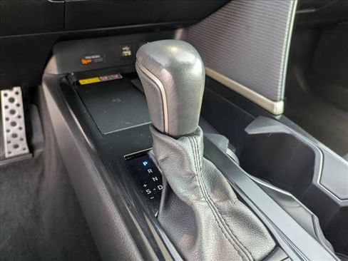 Used 2025 Toyota Camry SE FWD image 11