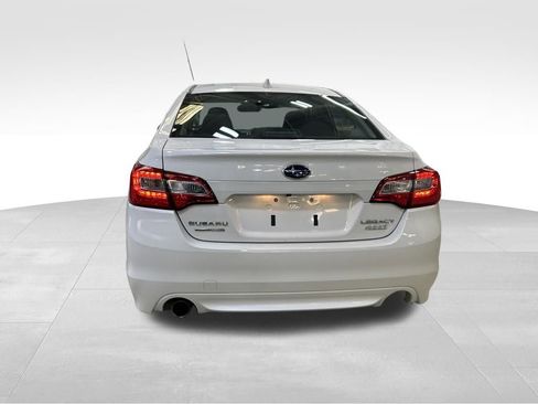 Used 2017 Subaru Legacy 2.5i Premium image 4