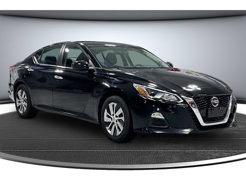 Used 2019 Nissan Altima 2.5 S FWD image 2