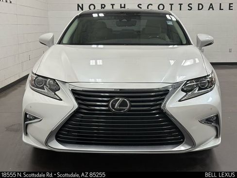 Used 2017 Lexus ES 350 w/ Navigation System Package FWD image 7