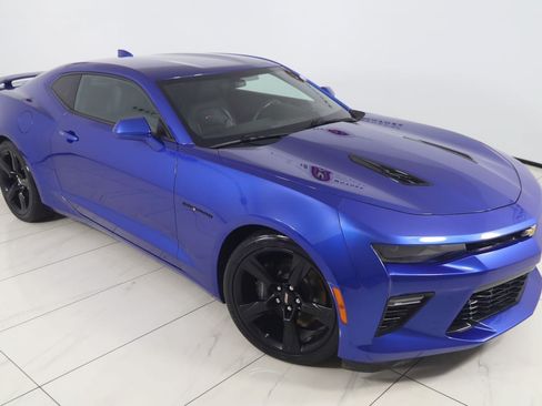 Used 2018 Chevrolet Camaro SS RWD image 23