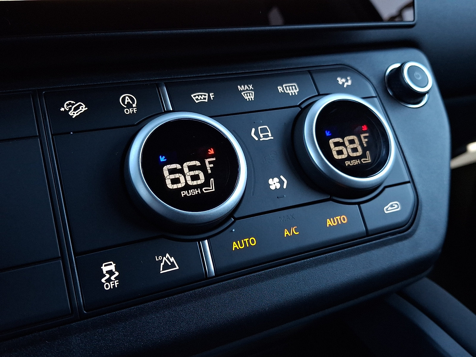 New 2026 Land Rover Defender 110 S AWD/4WD image 16