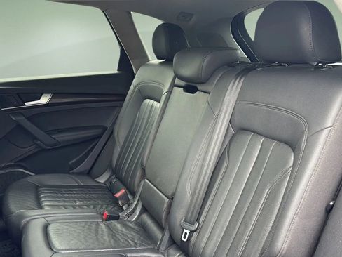 Used 2019 Audi Q5 2.0T Premium Plus w/ Premium Plus Package image 18