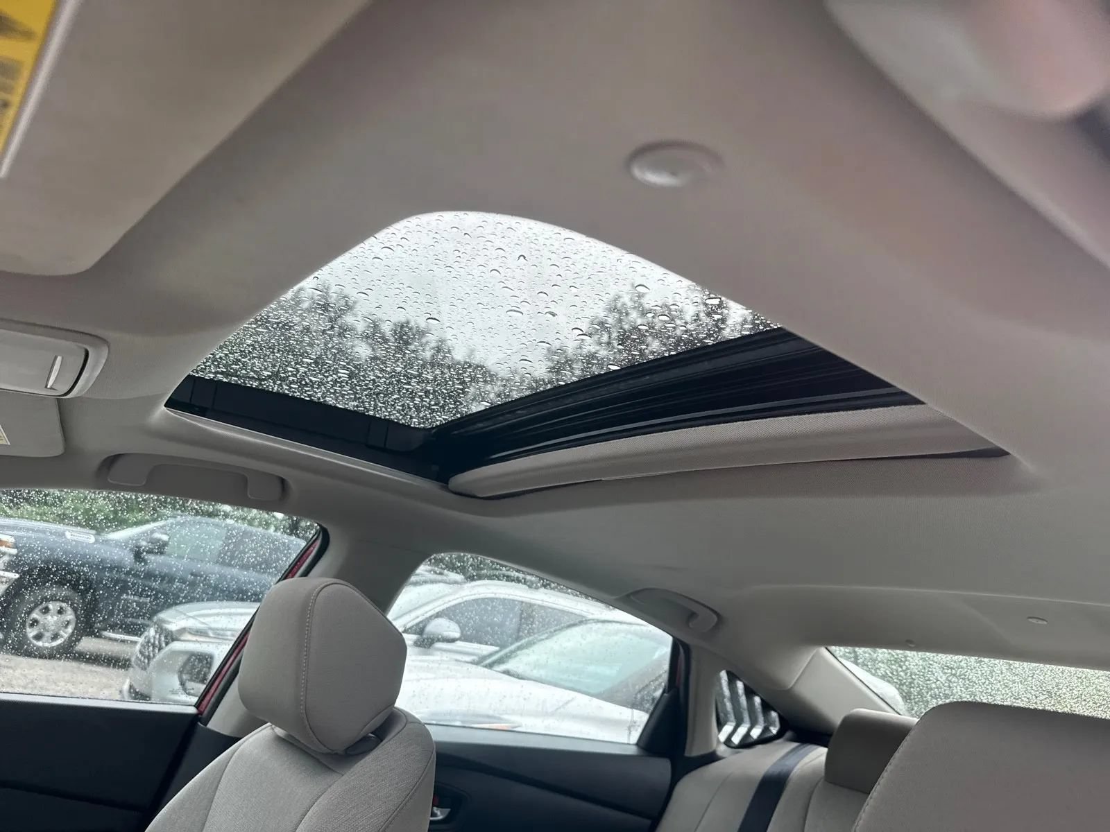 Used 2025 Honda Accord SE image 15