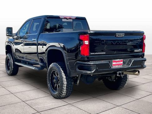 Used 2020 Chevrolet Silverado 2500 High Country w/ Z71 Off-Road Package image 13