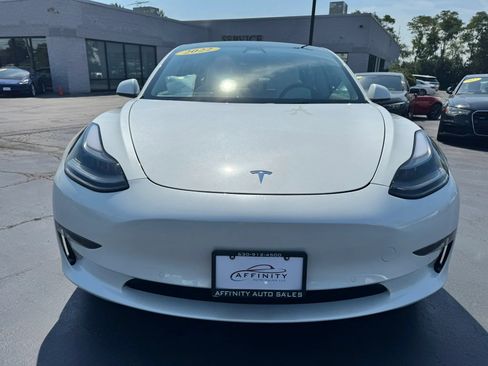 Used 2022 Tesla Model 3 Long Range AWD/4WD image 8