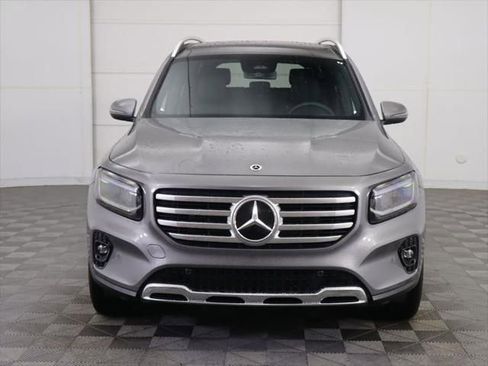 New 2026 Mercedes-Benz GLB 250 image 2
