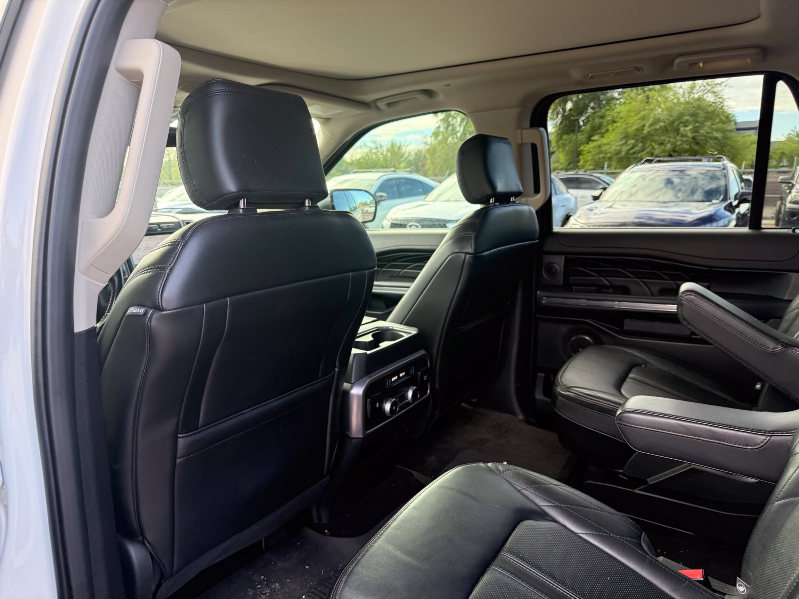 Used 2021 Ford Expedition Max Platinum AWD/4WD image 11