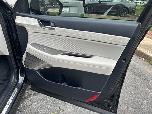 Used 2023 Hyundai Palisade Calligraphy FWD image 17