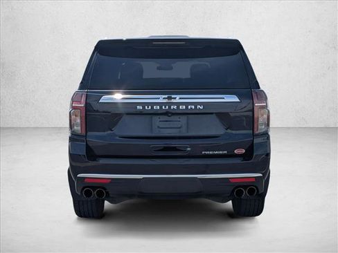 Used 2023 Chevrolet Suburban Premier AWD/4WD image 6