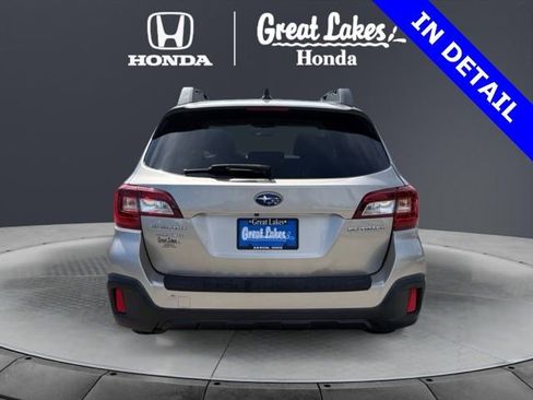 Used 2018 Subaru Outback 2.5i Premium AWD/4WD image 5