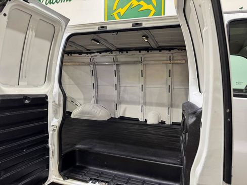 Used 2020 Chevrolet Express 2500 w/ Driver Convenience Package RWD image 31