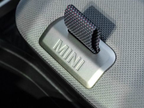 Used 2025 MINI Cooper S image 27