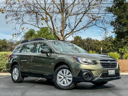Used 2018 Subaru Outback 2.5i image 12