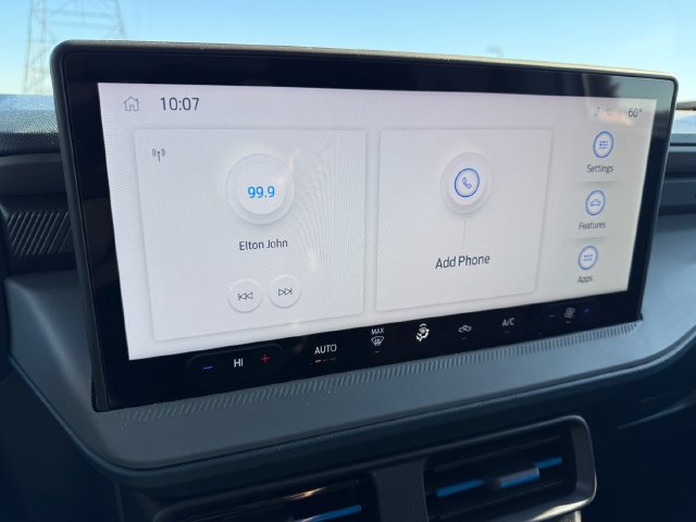 Used 2025 Ford Maverick Lobo AWD/4WD image 30