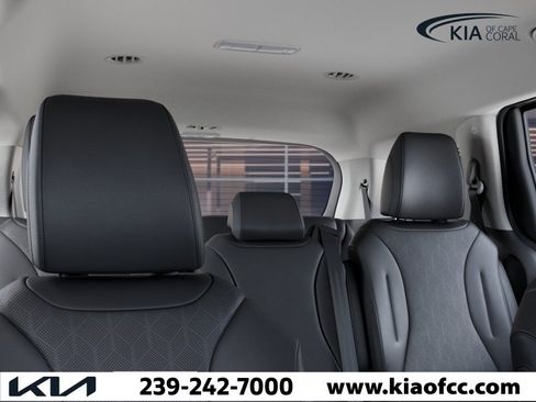 New 2026 Kia Carnival EX FWD image 27