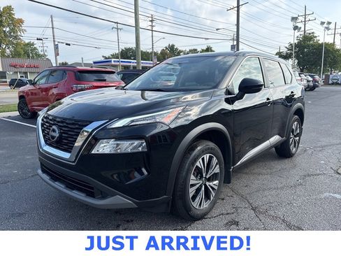 Certified 2023 Nissan Rogue SV image 3