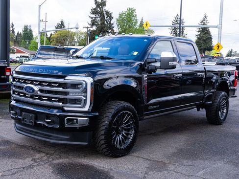 Used 2024 Ford F250 Platinum AWD/4WD image 3