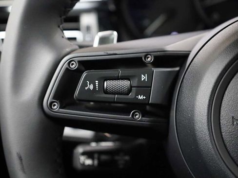 New 2026 Porsche Macan AWD/4WD image 27