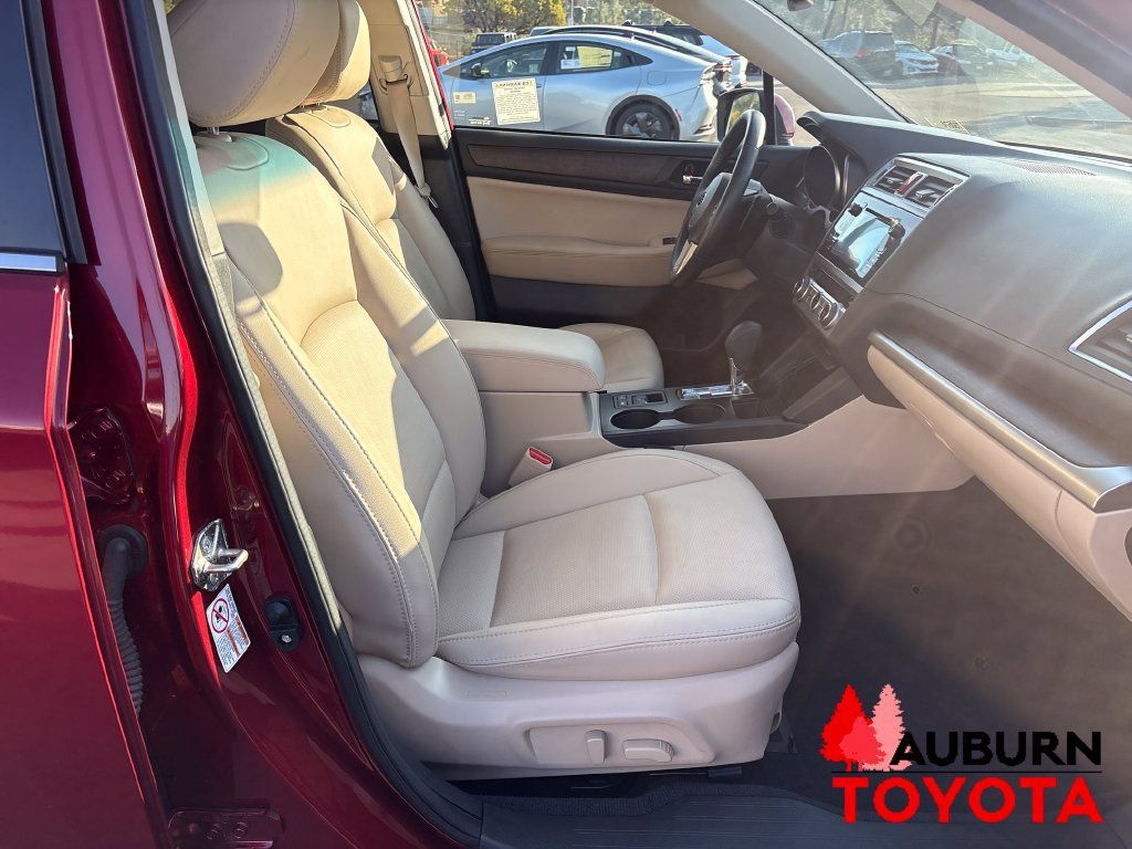 Used 2017 Subaru Outback 2.5i Limited AWD/4WD image 21