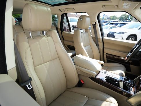 Used 2017 Land Rover Range Rover Supercharged image 27