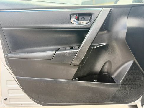 Used 2014 Toyota Corolla S FWD image 35