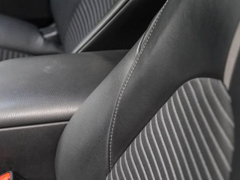 Used 2020 Toyota Camry SE w/ Sunroof Package FWD image 20
