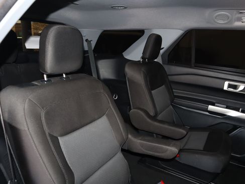 Certified 2023 Ford Explorer XLT AWD/4WD image 43