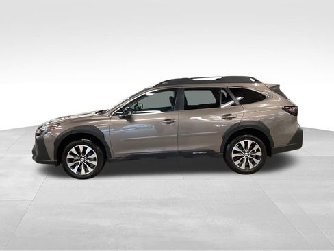 Used 2023 Subaru Outback Limited AWD/4WD image 6