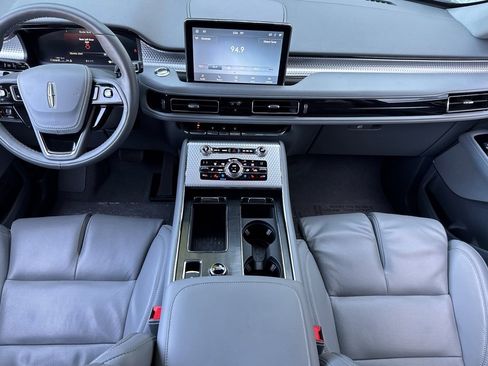 Certified 2020 Lincoln Aviator Grand Touring w/ Equipment Group 301A AWD/4WD image 13