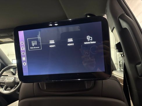 New 2026 GMC Yukon Denali Ultimate w/ LPO, Floor Liner Package AWD/4WD image 33