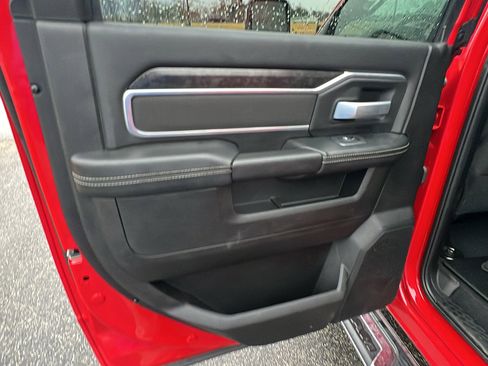 Used 2024 RAM 2500 Big Horn w/ Bed Utility Group image 23