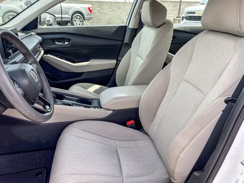 Used 2023 Honda Accord LX image 16