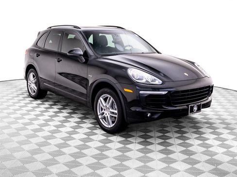Used 2015 Porsche Cayenne Diesel AWD/4WD image 6