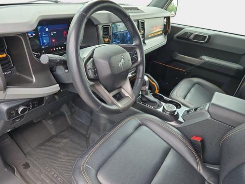 Used 2023 Ford Bronco Badlands AWD/4WD image 14