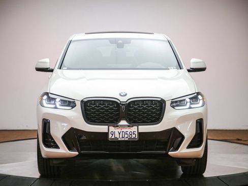Certified 2024 BMW X4 xDrive30i w/ Premium Package AWD/4WD image 7