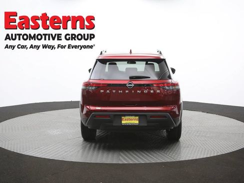 Used 2025 Nissan Pathfinder SV FWD image 37