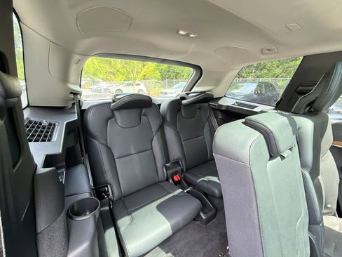 Used 2023 Volvo XC90 B6 Plus w/ Protection Package image 22
