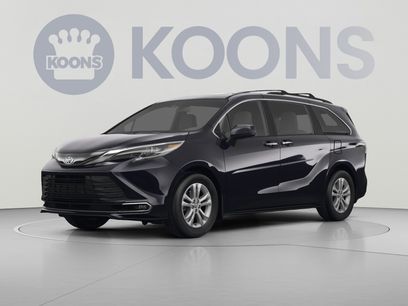 Used 2023 Toyota Sienna XLE